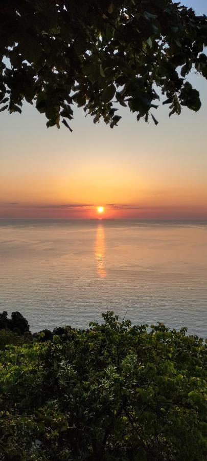 Balcony On The Rocks Agioi Saranta Exterior foto